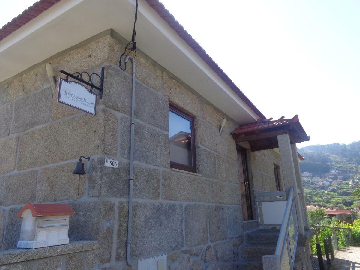Hostal Bernardes House Castelo de Paiva Exterior foto